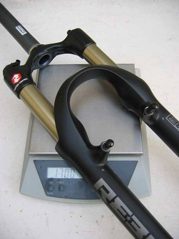 Rock Shox Reba Team dual air 2007 : 1700gr