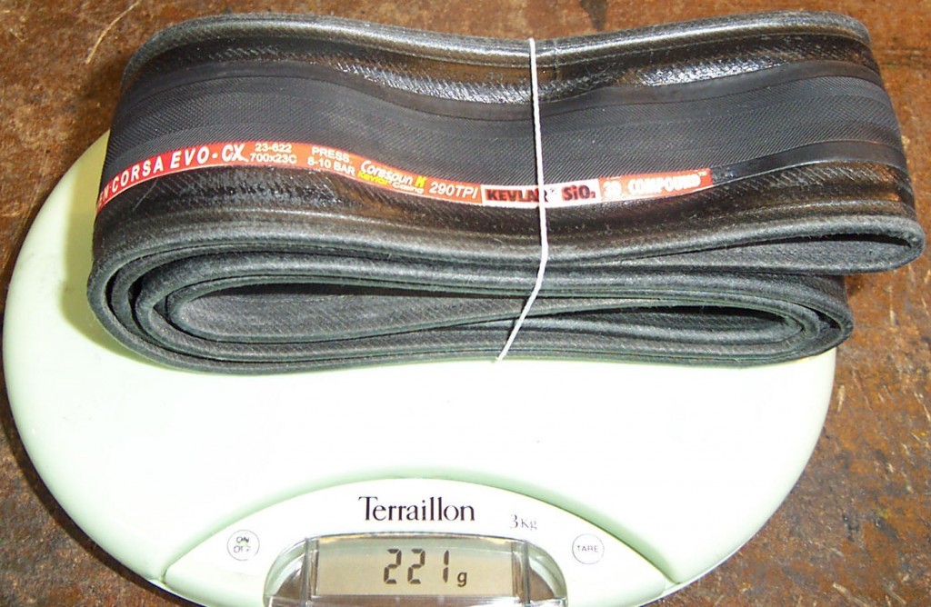 Vittoria Evo CX 2005 : 221gr